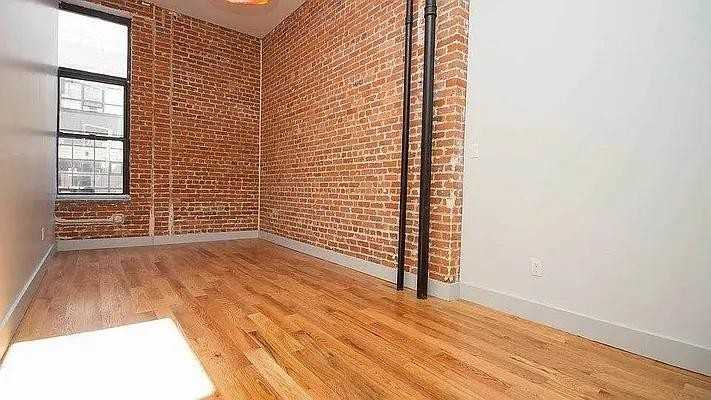 Mckibben St #210 - Photo 7 of 9