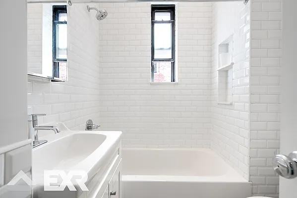 W 111th St #5E - Photo 7 of 20