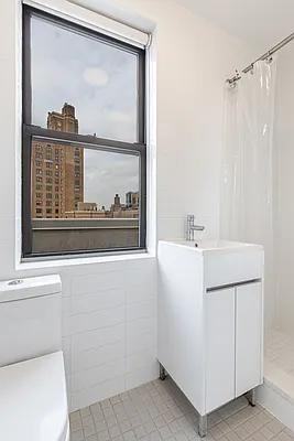 W 75th St #1605 - Photo 4 of 8