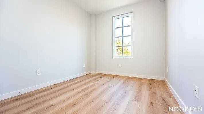 Gold St #5R - Photo 6 of 20