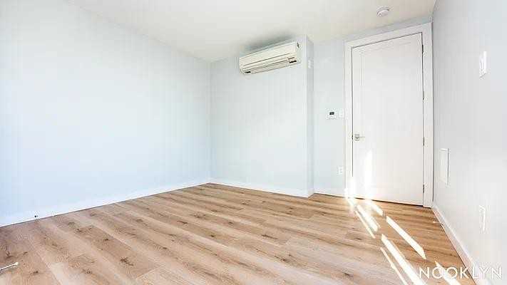 Gold St #5R - Photo 7 of 20