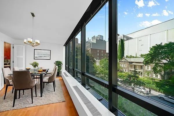 E 61st St #4B - Photo 5 of 17