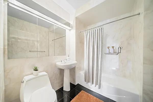 E 61st St #4B - Photo 6 of 17