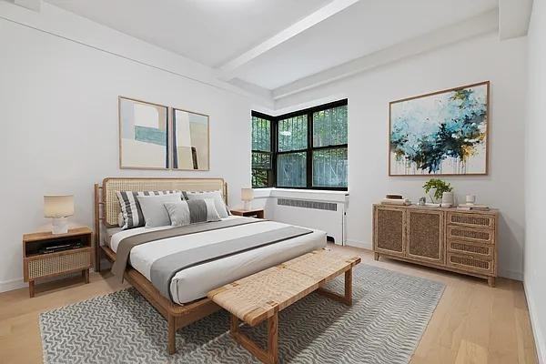 E 76th St #1J - Photo 2 of 17