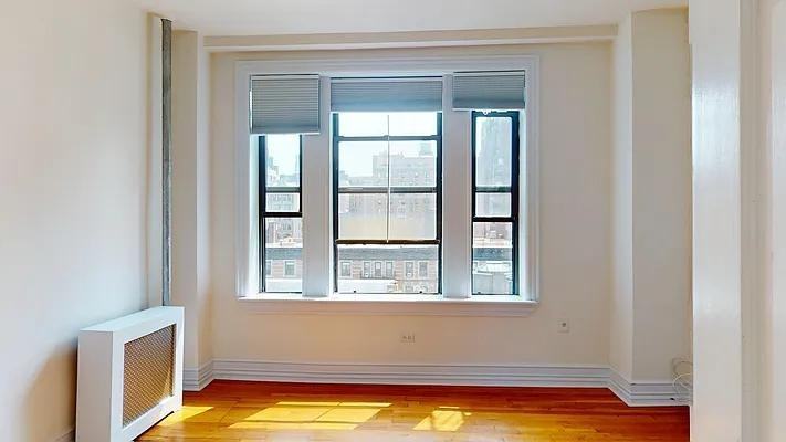 W 84th St #94 - Photo 2 of 20