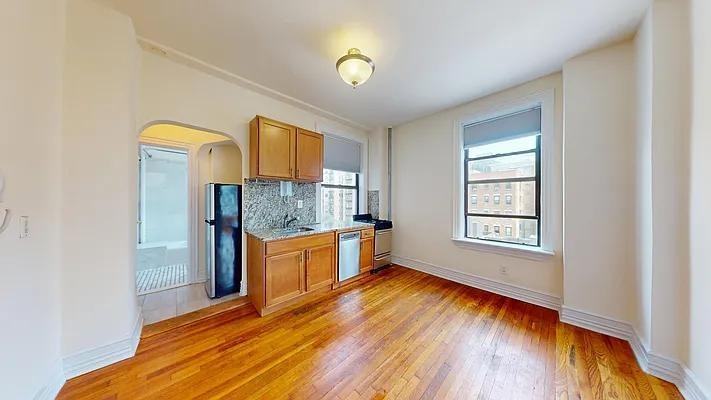 W 84th St #94 - Photo 7 of 20