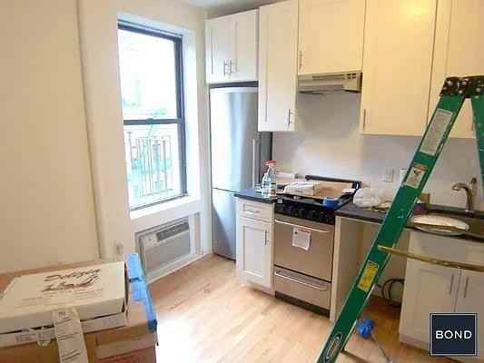 E 73rd St #3C - Photo 6 of 11