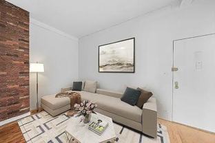 W 101st St #5DD - Photo 1 of 1
