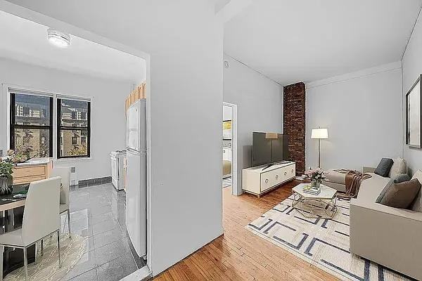 W 101st St #5DD - Photo 2 of 7