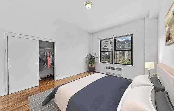 W 101st St #5DD - Photo 6 of 7