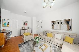 W 101st St #1B - Photo 1 of 1