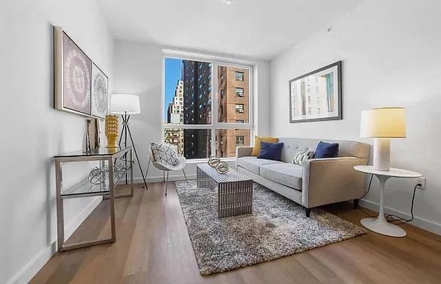 Amsterdam Ave #5F - Photo 2 of 20