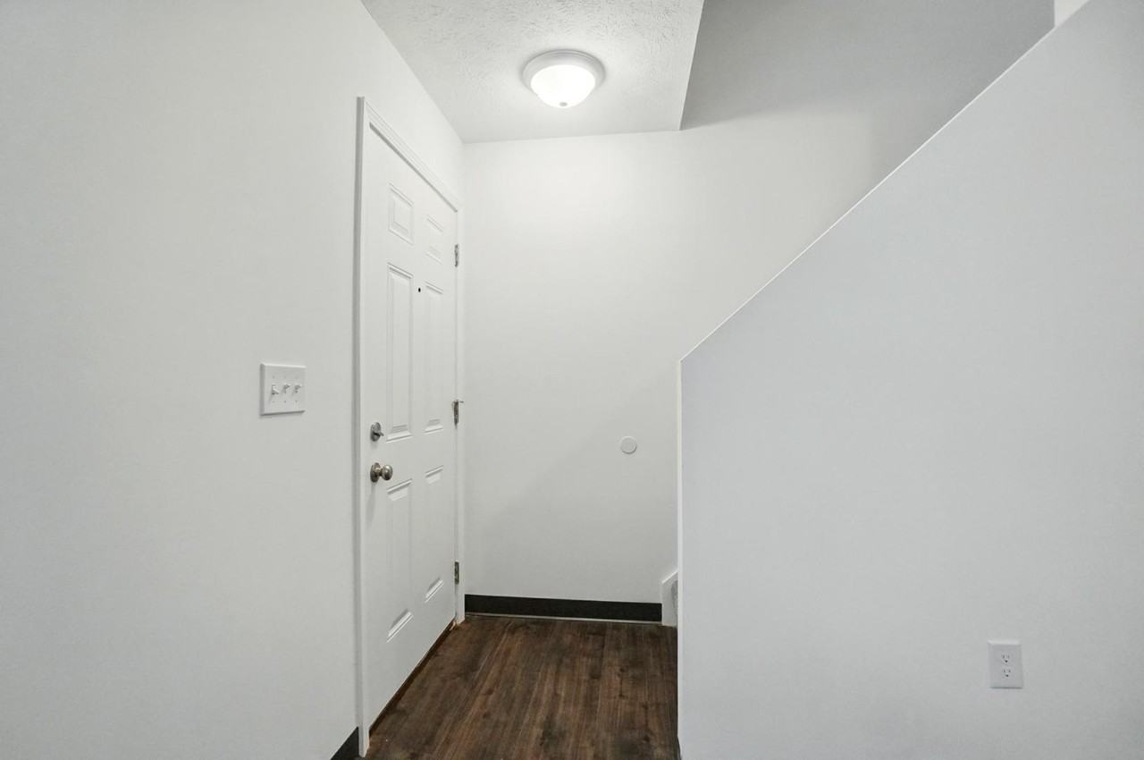 Kristina Drive Apartments - Photo 7 of 10