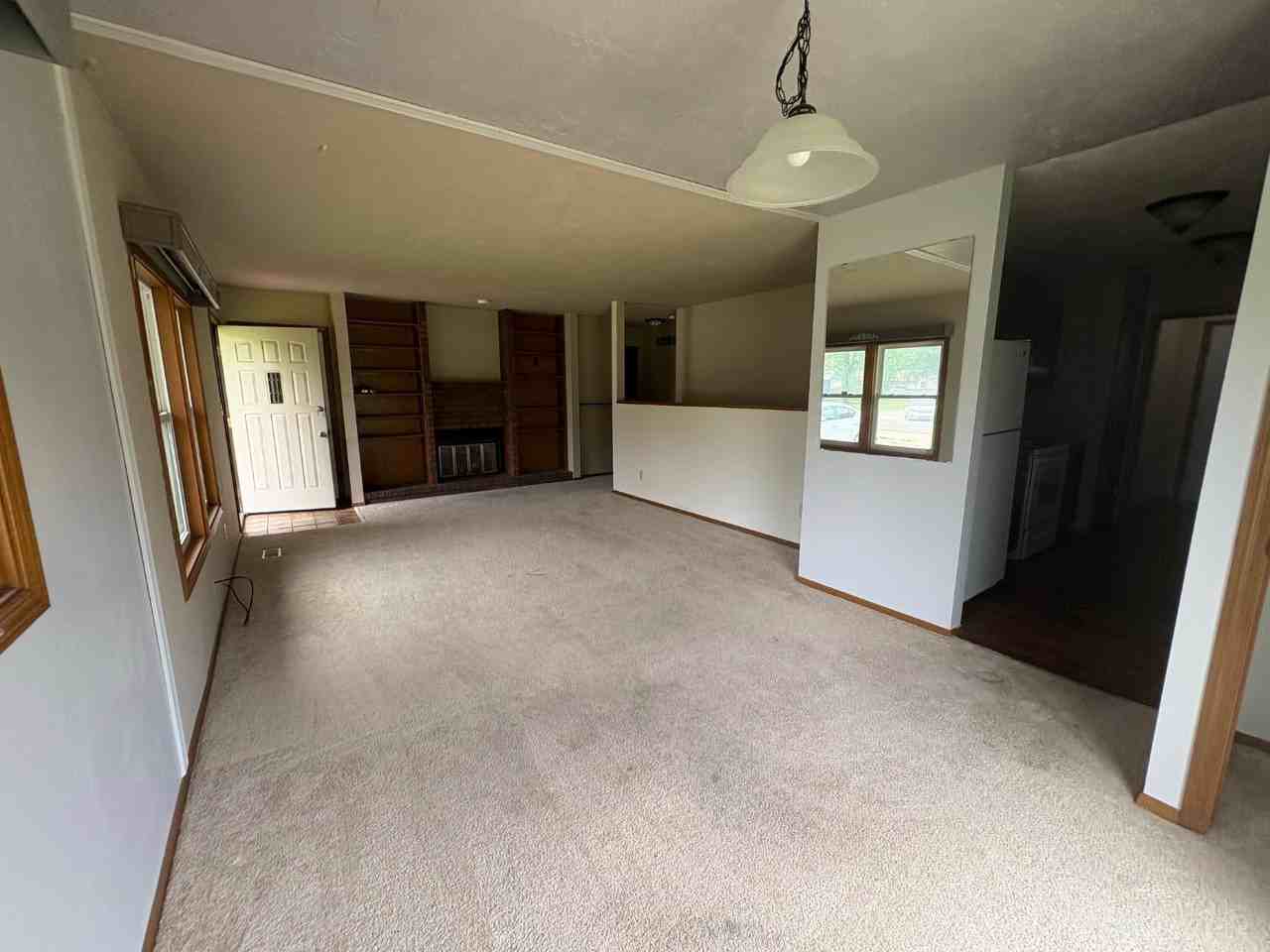 3207 N. Severance - Photo 3 of 10