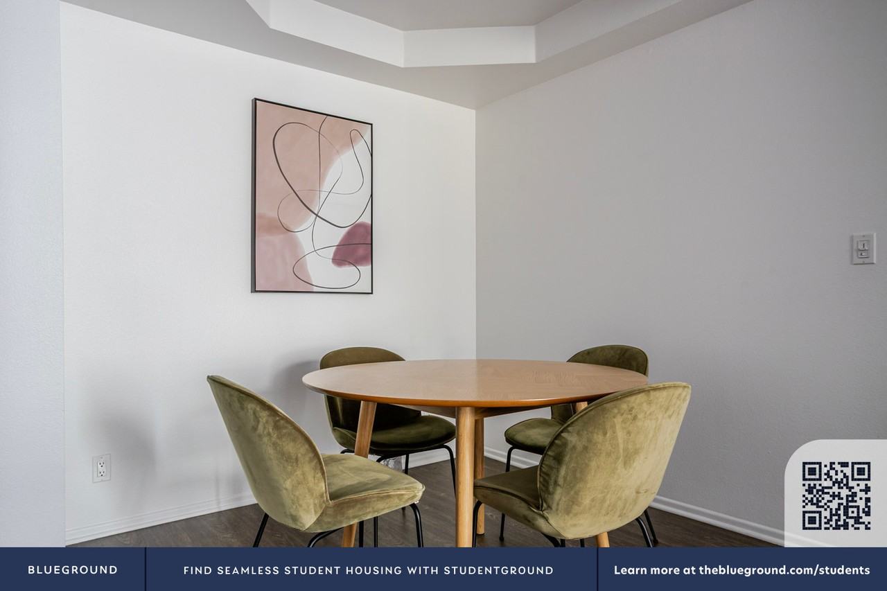 345 Cloverdale Avenue - Photo 6 of 49