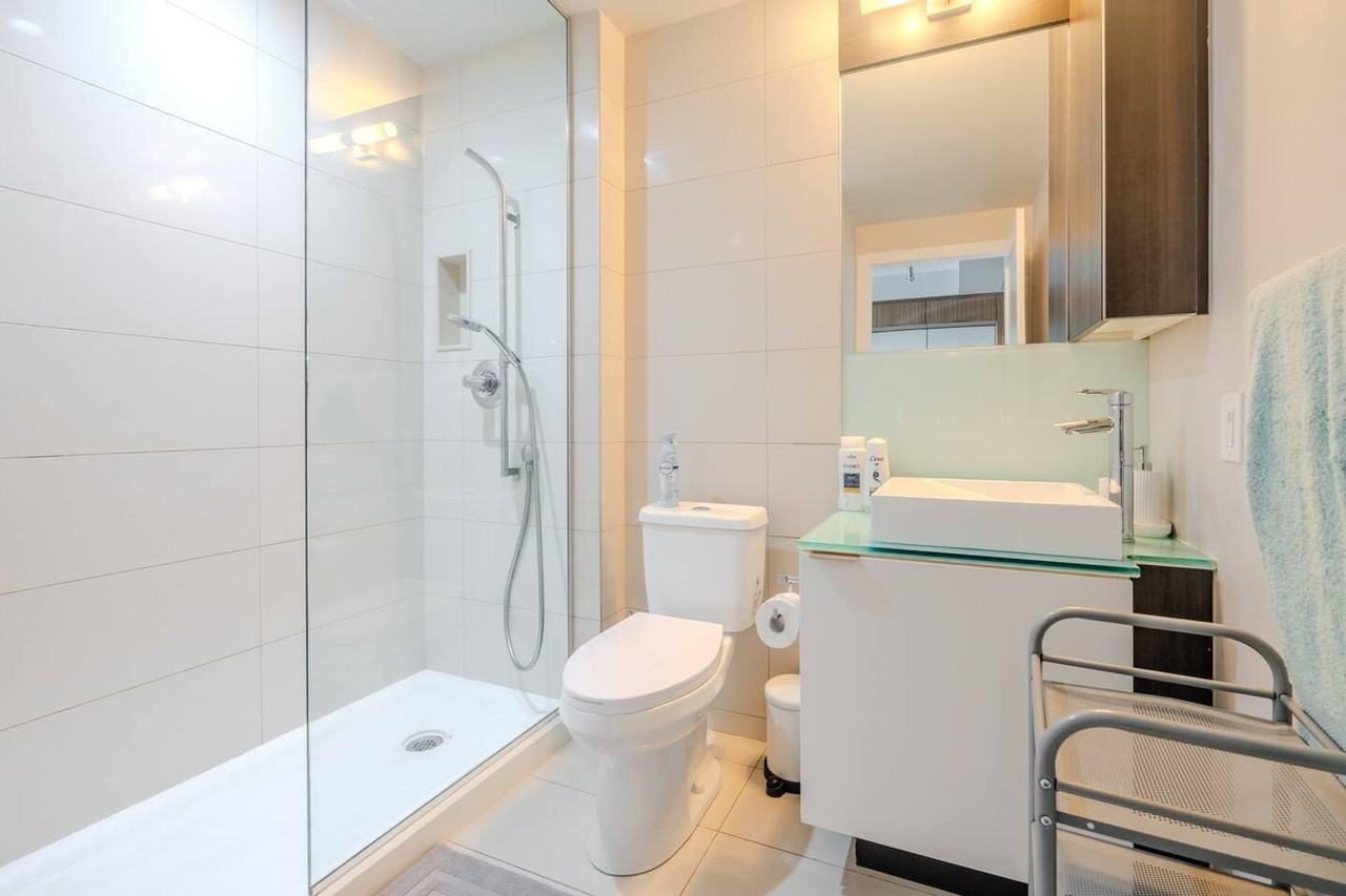 299 Front St W #1037026P - Photo 7 of 14