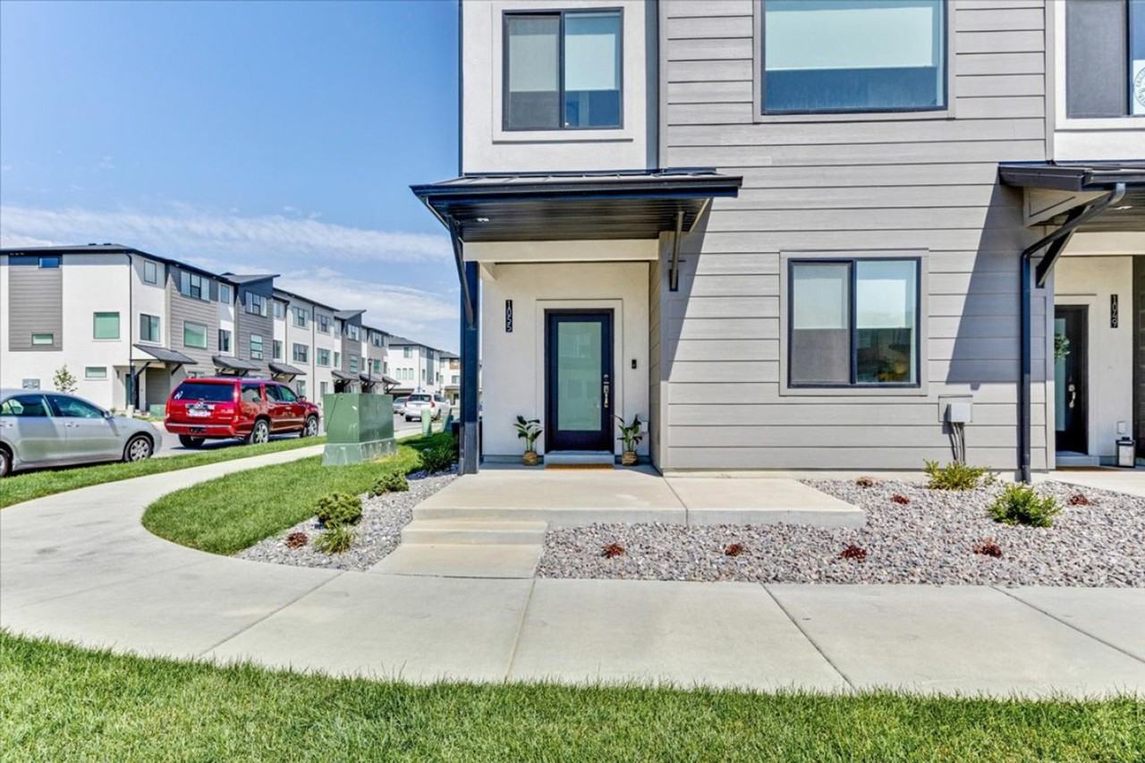 1055 W 550 S #1249864P - Photo 6 of 46