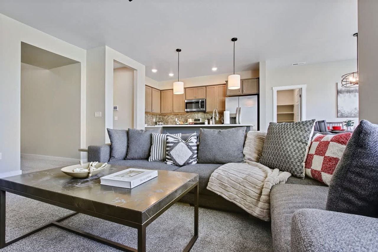 5133 N Willowside Ave #1250602P - Photo 3 of 50