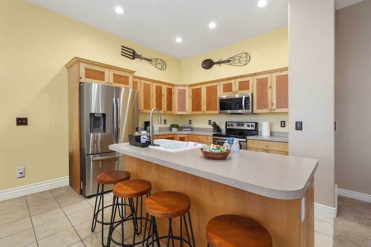 2253 N 10 W #1250604P - Photo 6 of 33