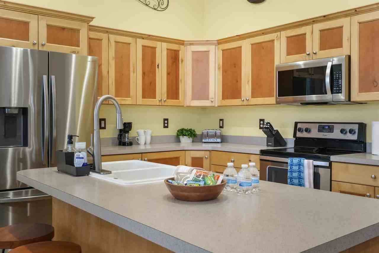 2253 N 10 W #1250604P - Photo 7 of 33