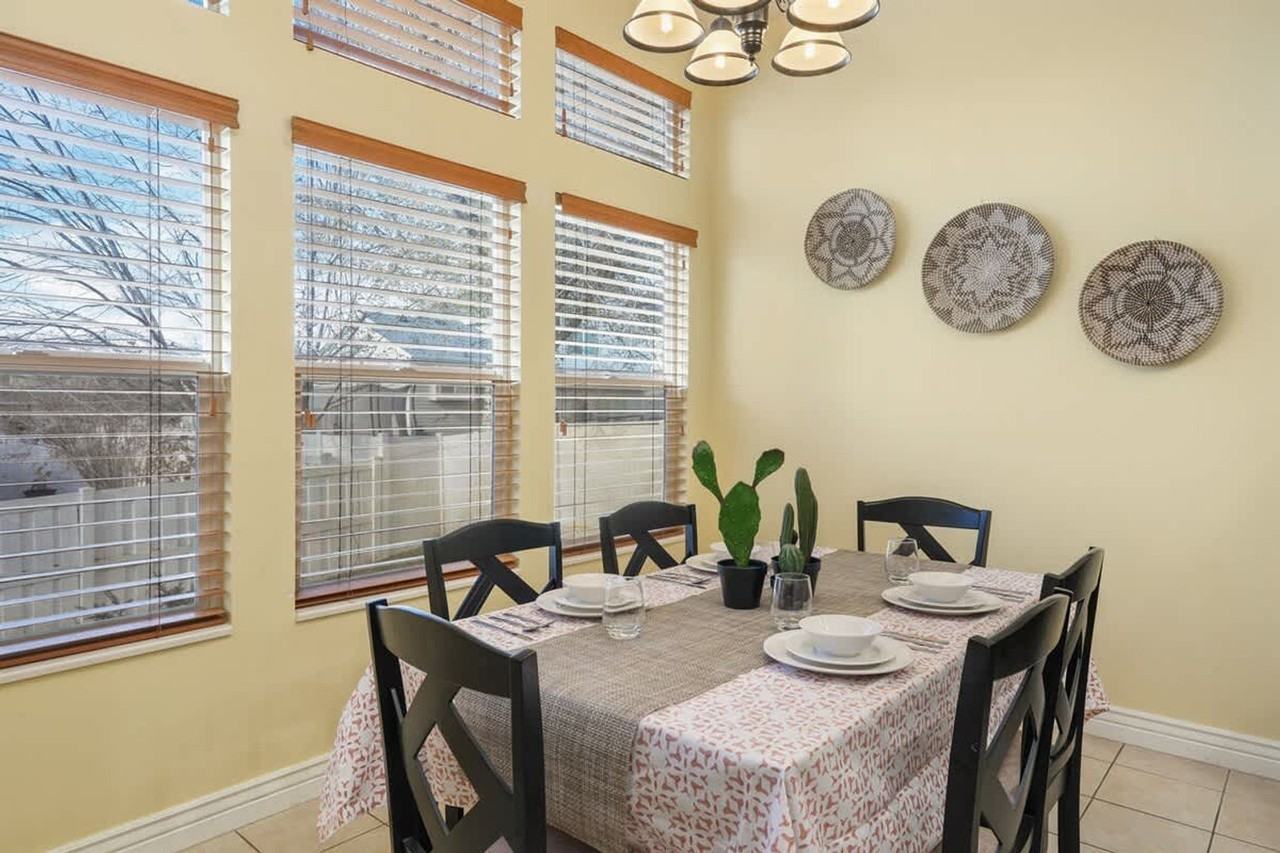 2253 N 10 W #1250604P - Photo 7 of 28