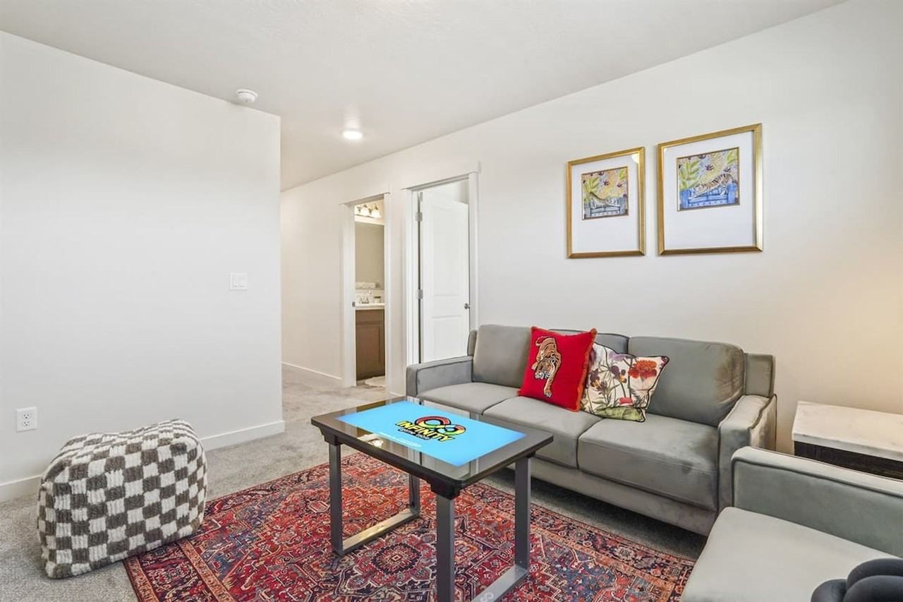 10390 Crystal Ridge Dr #1250621P - Photo 3 of 42