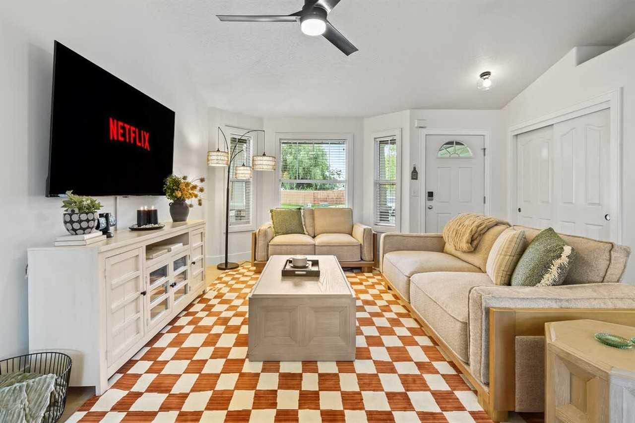 13326 W Fringetree St #1250626P - Photo 6 of 38