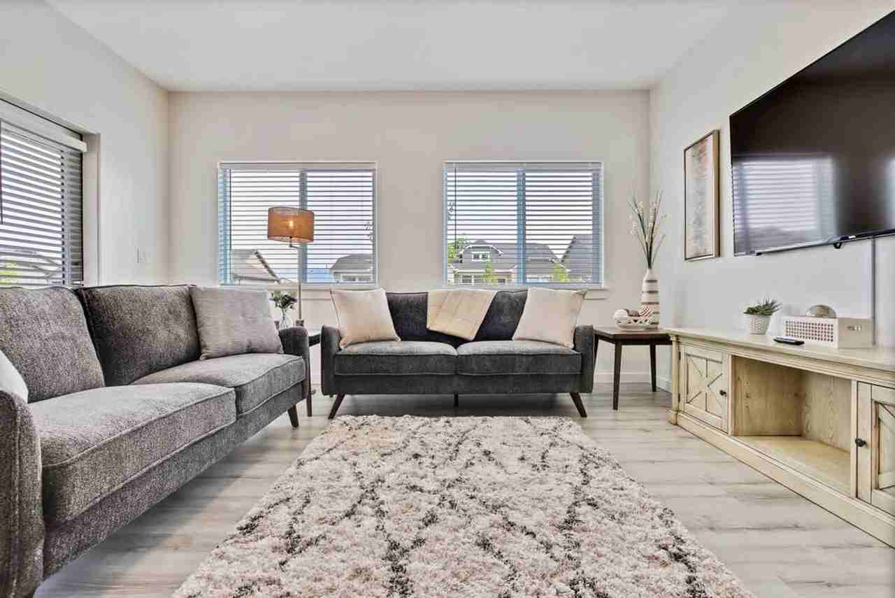 E Bollo St #1250641P - Photo 3 of 50