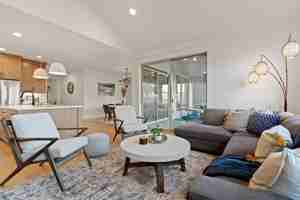 featured image of 1213 W Capstone Dr