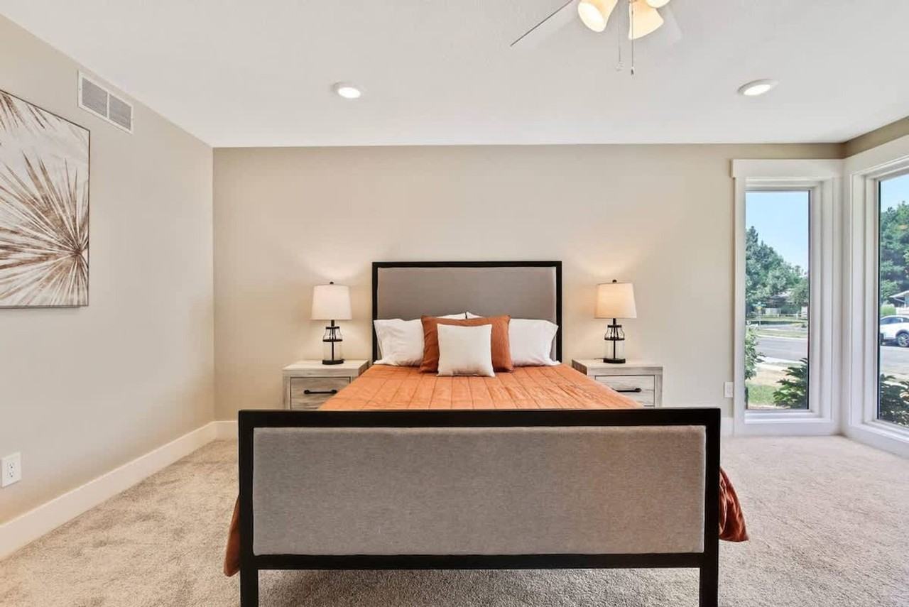1215 E Cerramar Ct #1250654P - Photo 7 of 37