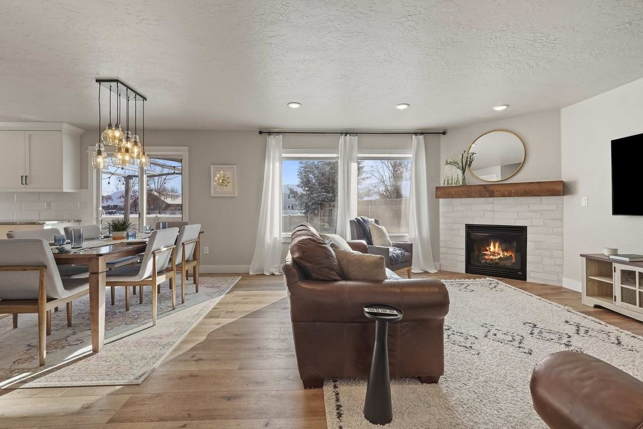 2549 W Tango Creek Dr #1250669P - Photo 2 of 47