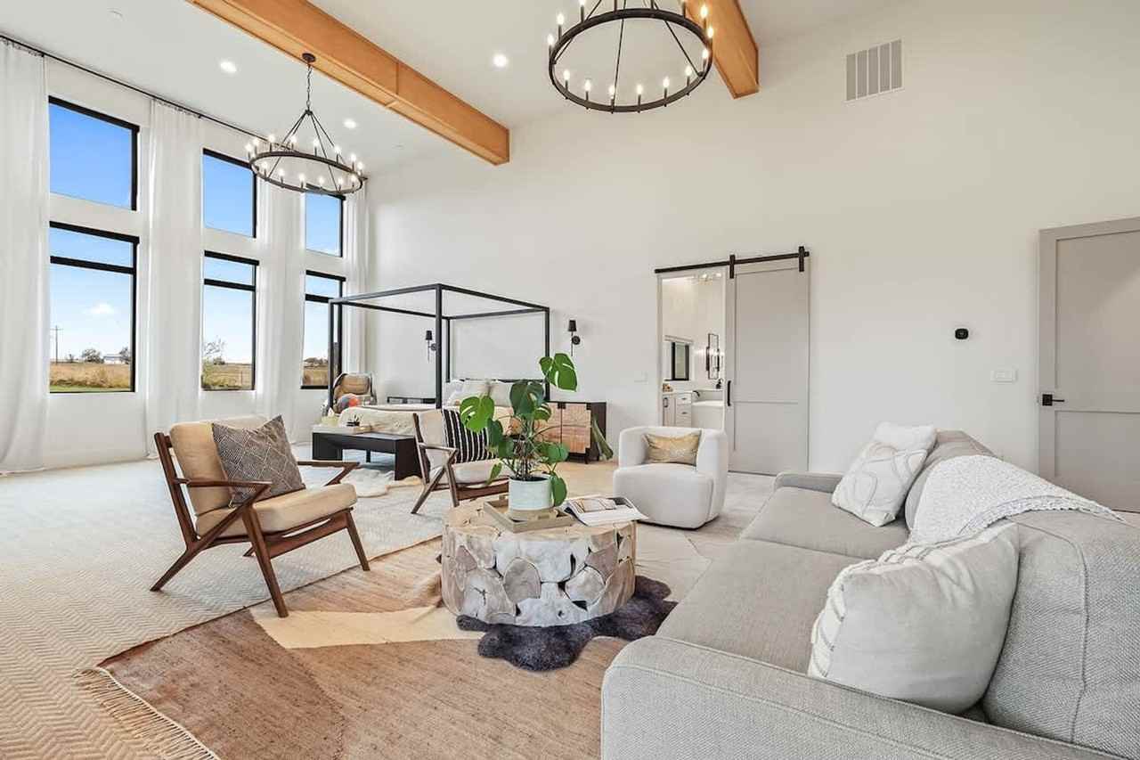 12401 Rivendell Court - Photo 3 of 73