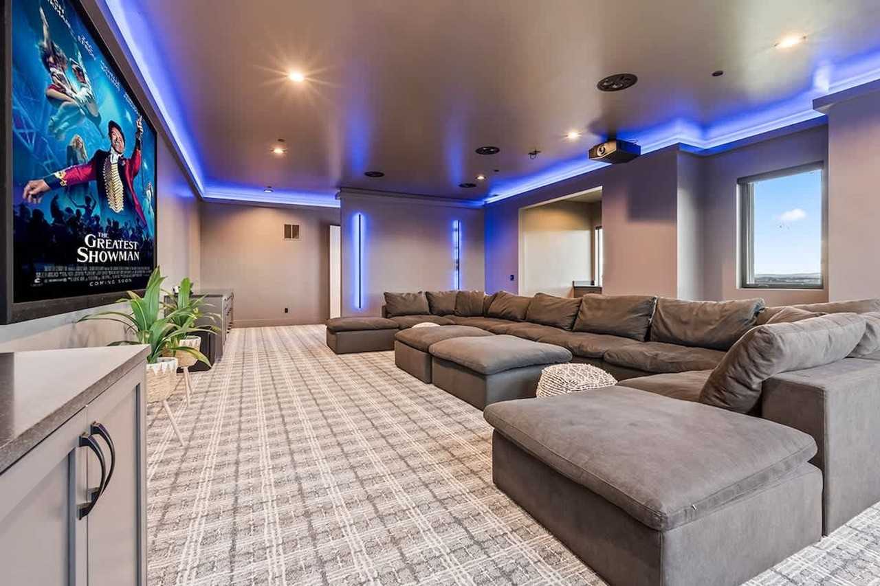 12401 Rivendell Court - Photo 4 of 73