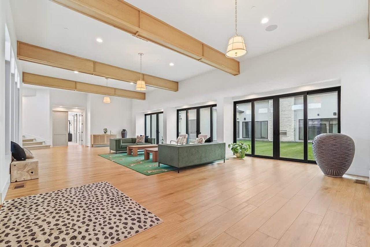 12401 Rivendell Court - Photo 6 of 73