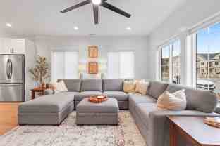 225 W Highland St - Photo 1 of 1