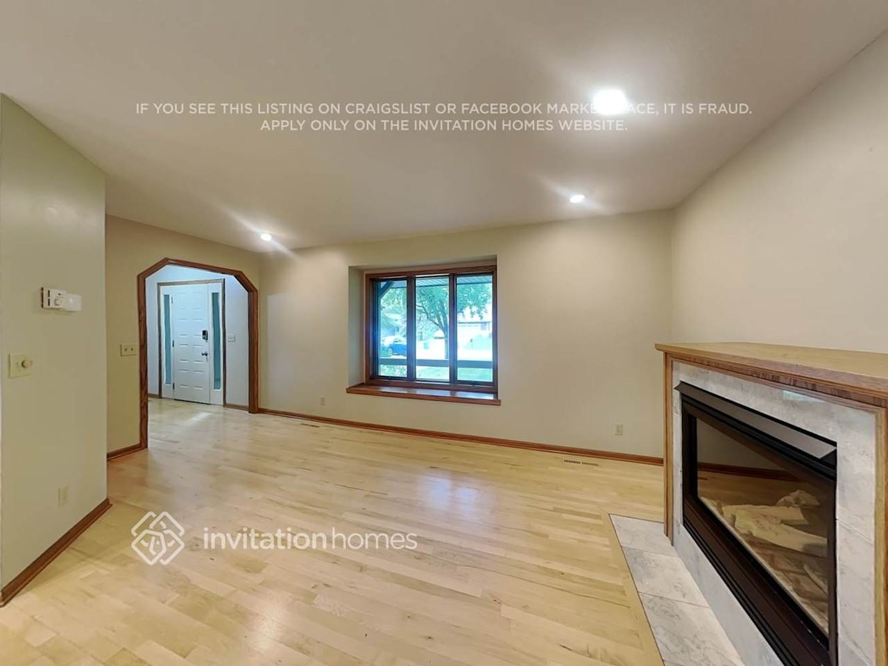 546 Carol Dr - Photo 5 of 22