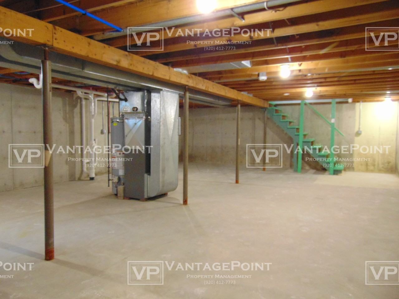 1009 Rogues Way - Photo 6 of 18