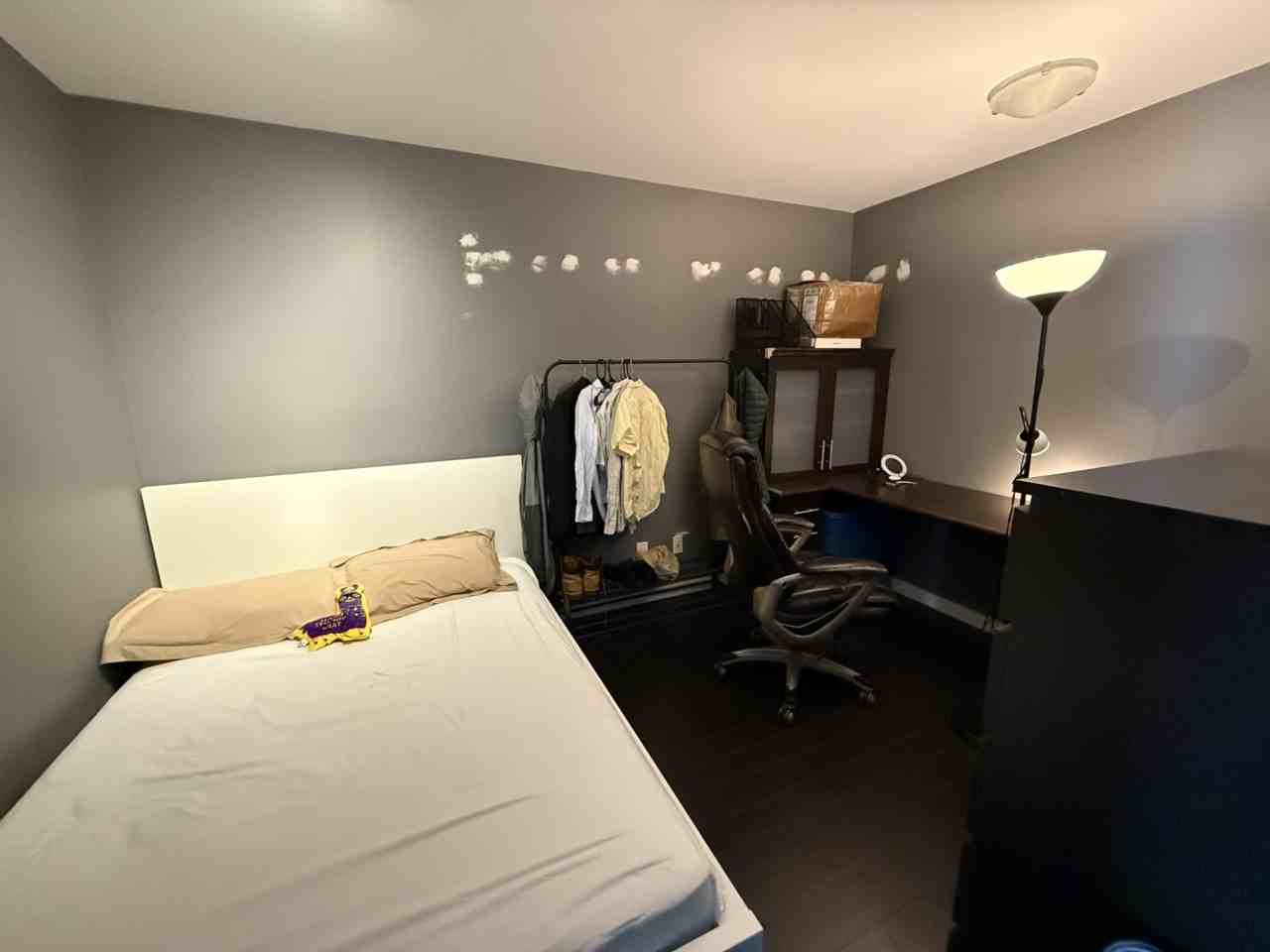 610 Granville Street - Photo 7 of 12