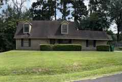 135 Longhorn Dr - Photo 1 of 1