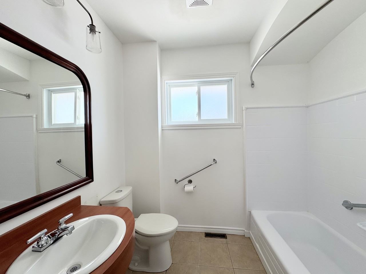 76 Rue du Curé Martineau - Photo 3 of 12