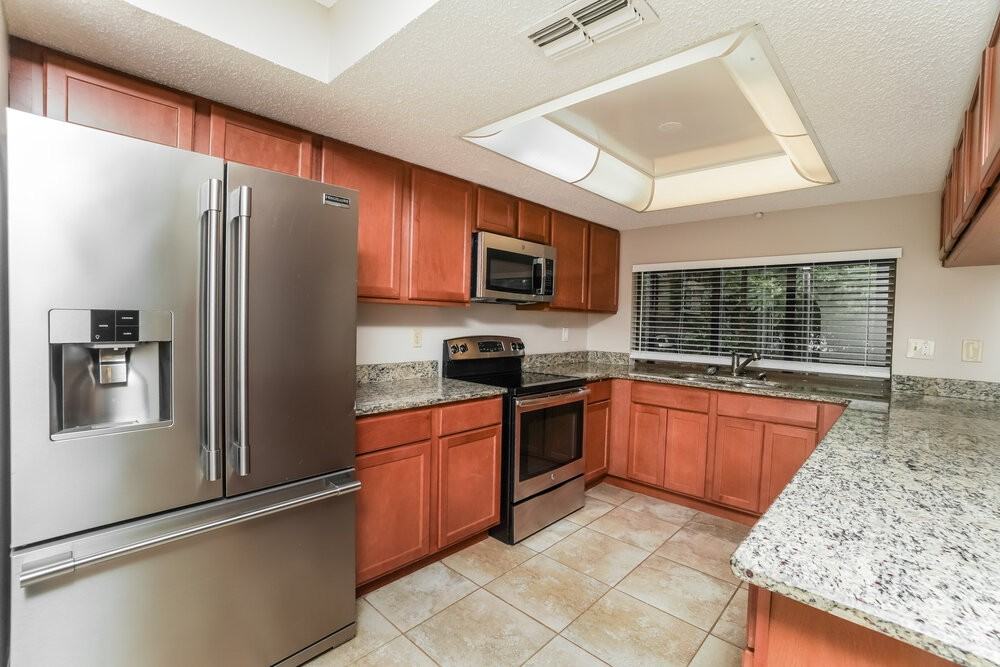 13081 Hanley Dr - Photo 7 of 16