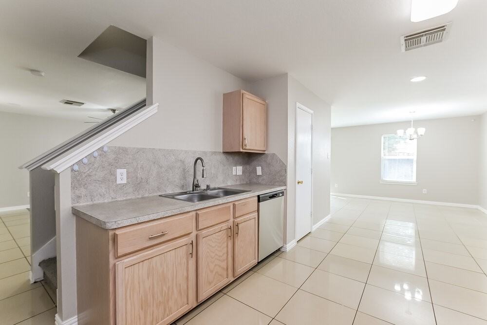 12510 Aarons Way Dr - Photo 6 of 17