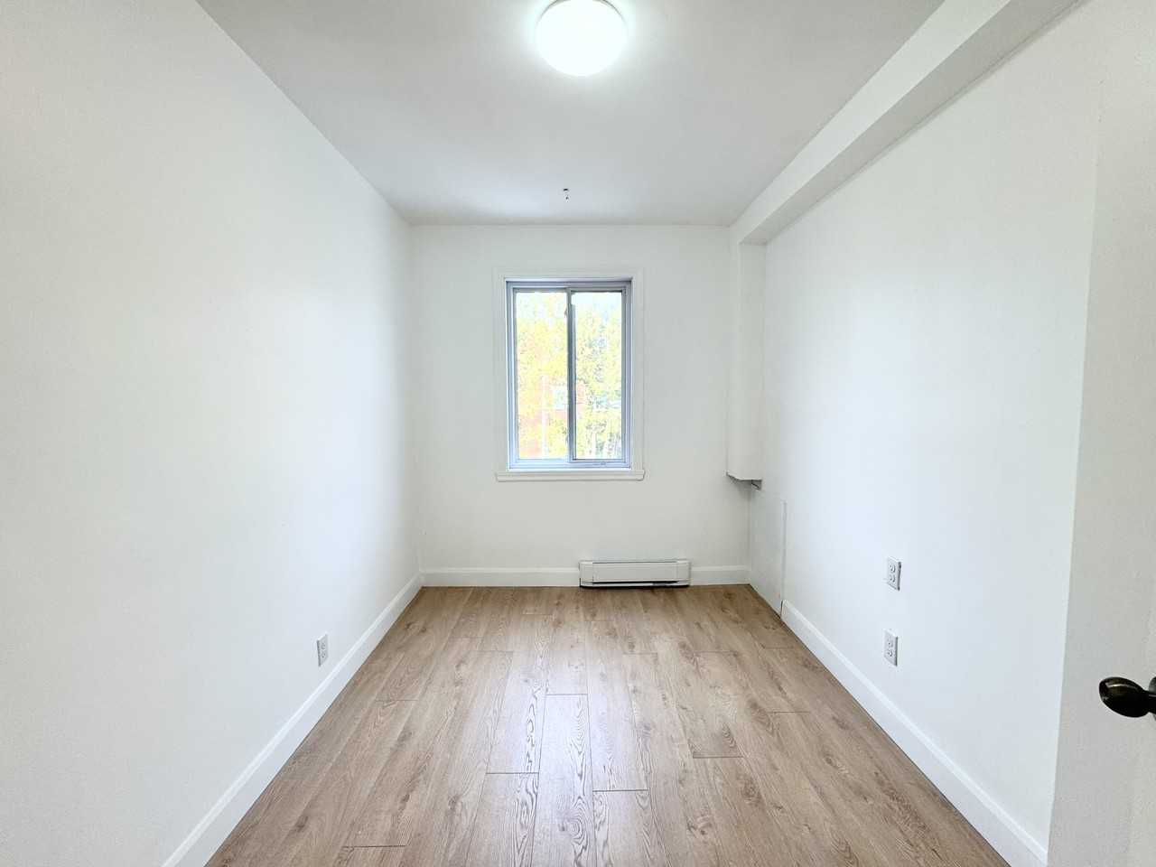 11313 Avenue Edger - Photo 2 of 10