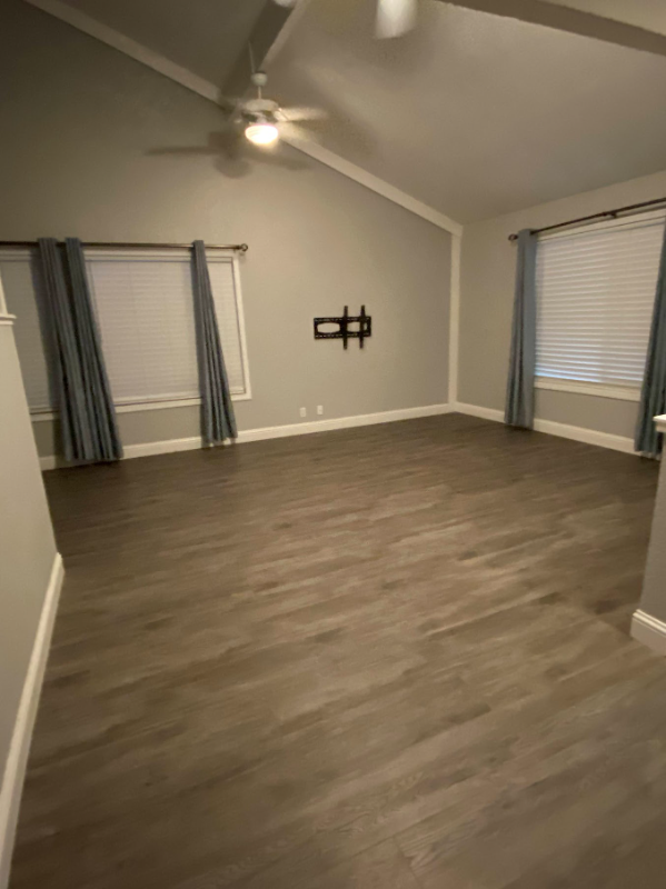 17030 Pine Way - Photo 2 of 18