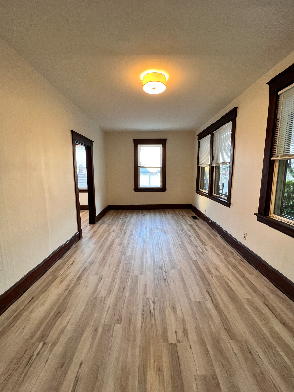 817 Washington Ave #8