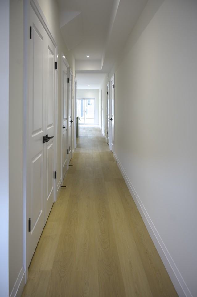 578 Guelph Street - Photo 3 of 24