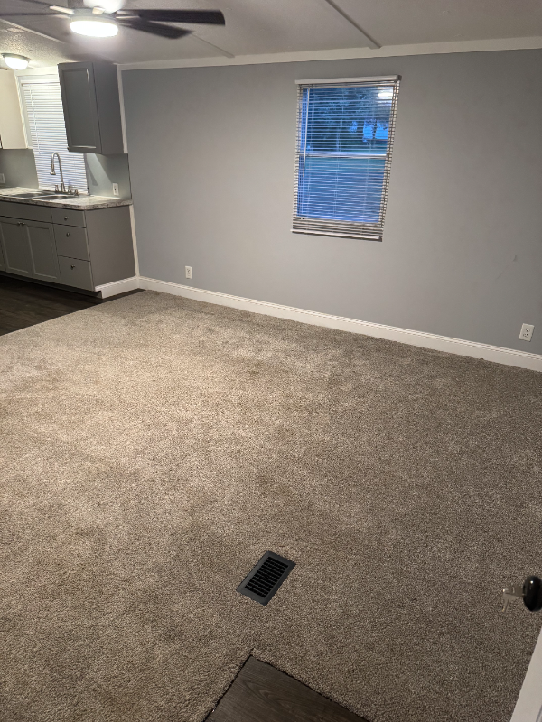 4220 Medlin Rd - Photo 2 of 14