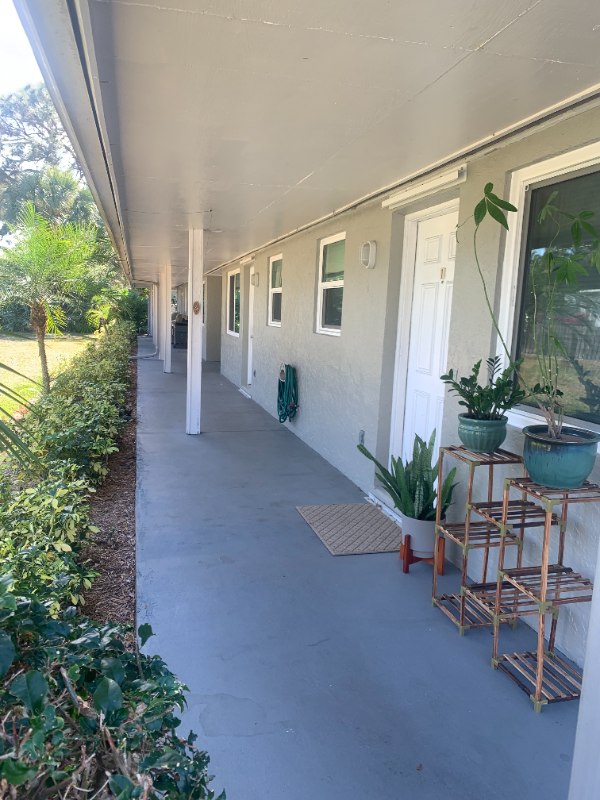 860 Nw 10th Ter #2 - Photo 2 of 15