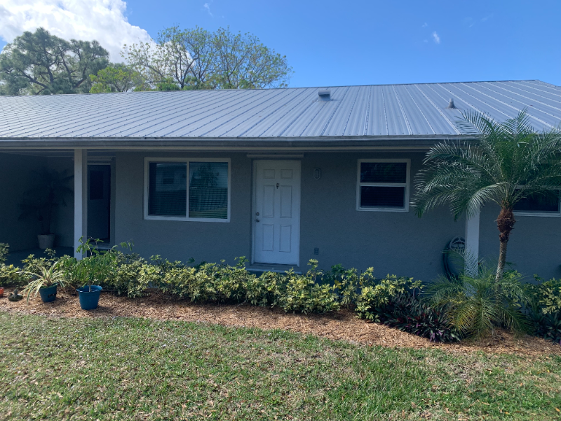 860 Nw 10th Ter #2 - Photo 3 of 15