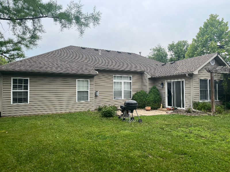 300 Macaw Dr - Photo 2 of 2